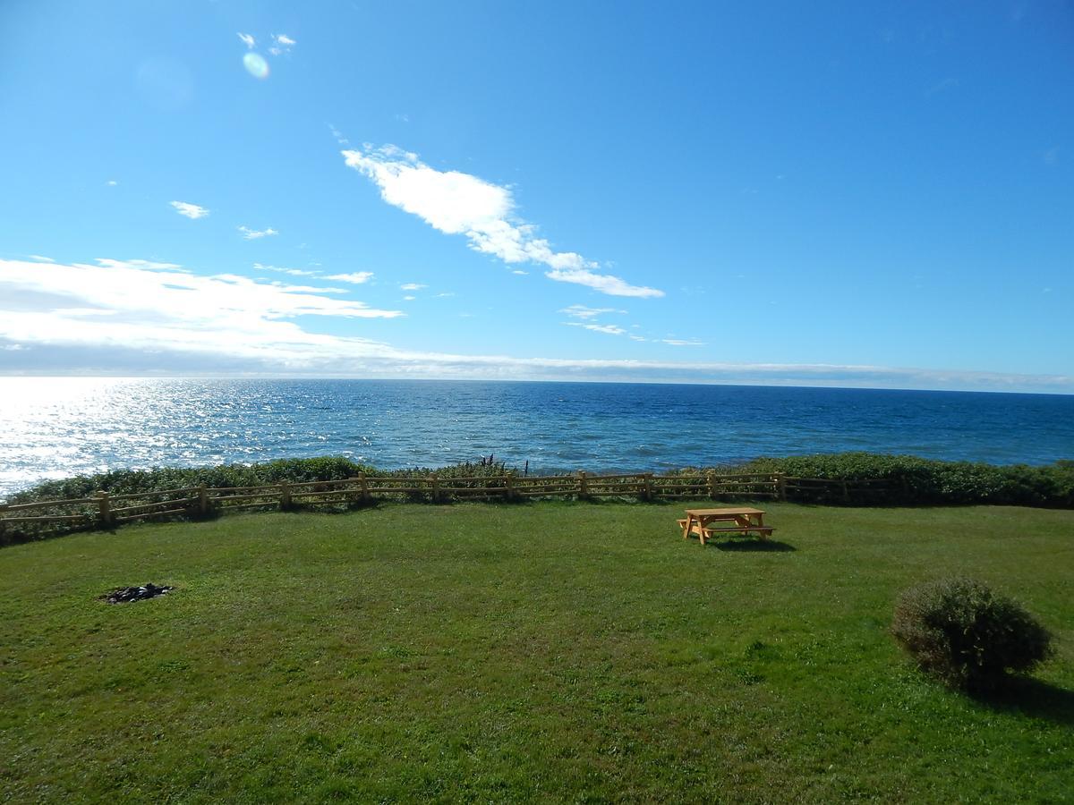 Les Chalets Brise-De-Mer Sainte-Therese-de-Gaspe Exteriér fotografie