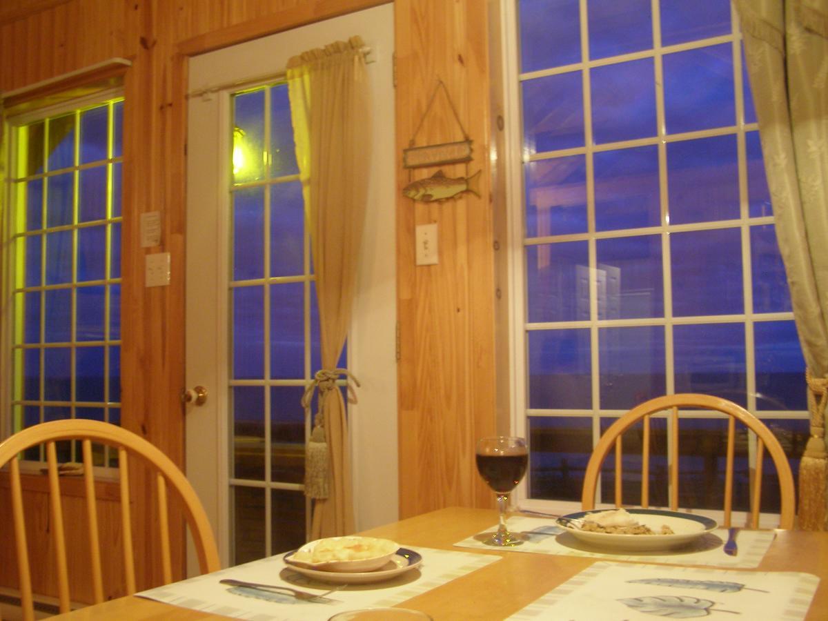 Les Chalets Brise-De-Mer Sainte-Therese-de-Gaspe Exteriér fotografie